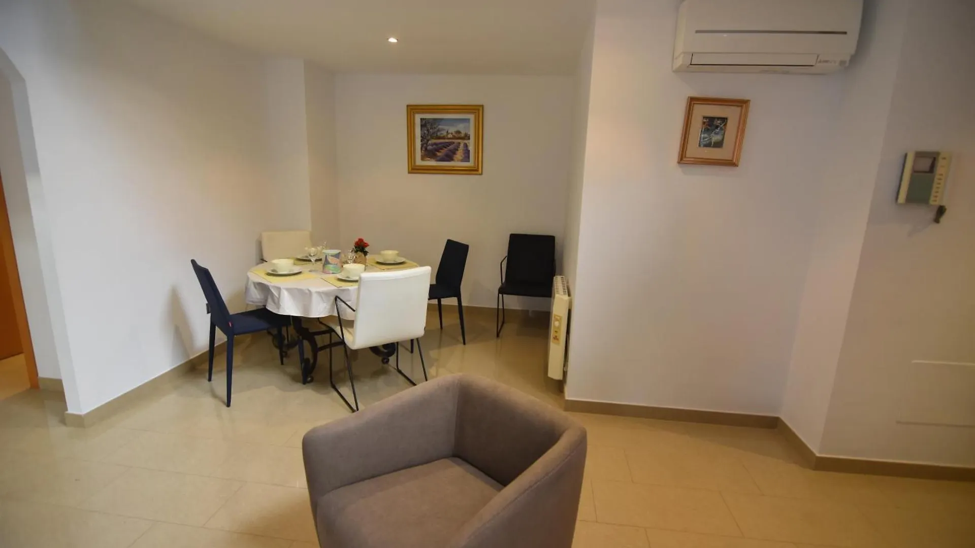 Rnet Apartments Roses Duplex Granada